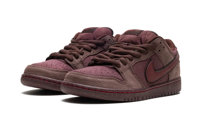Nike SB SB Dunk Low 'City of Love'
